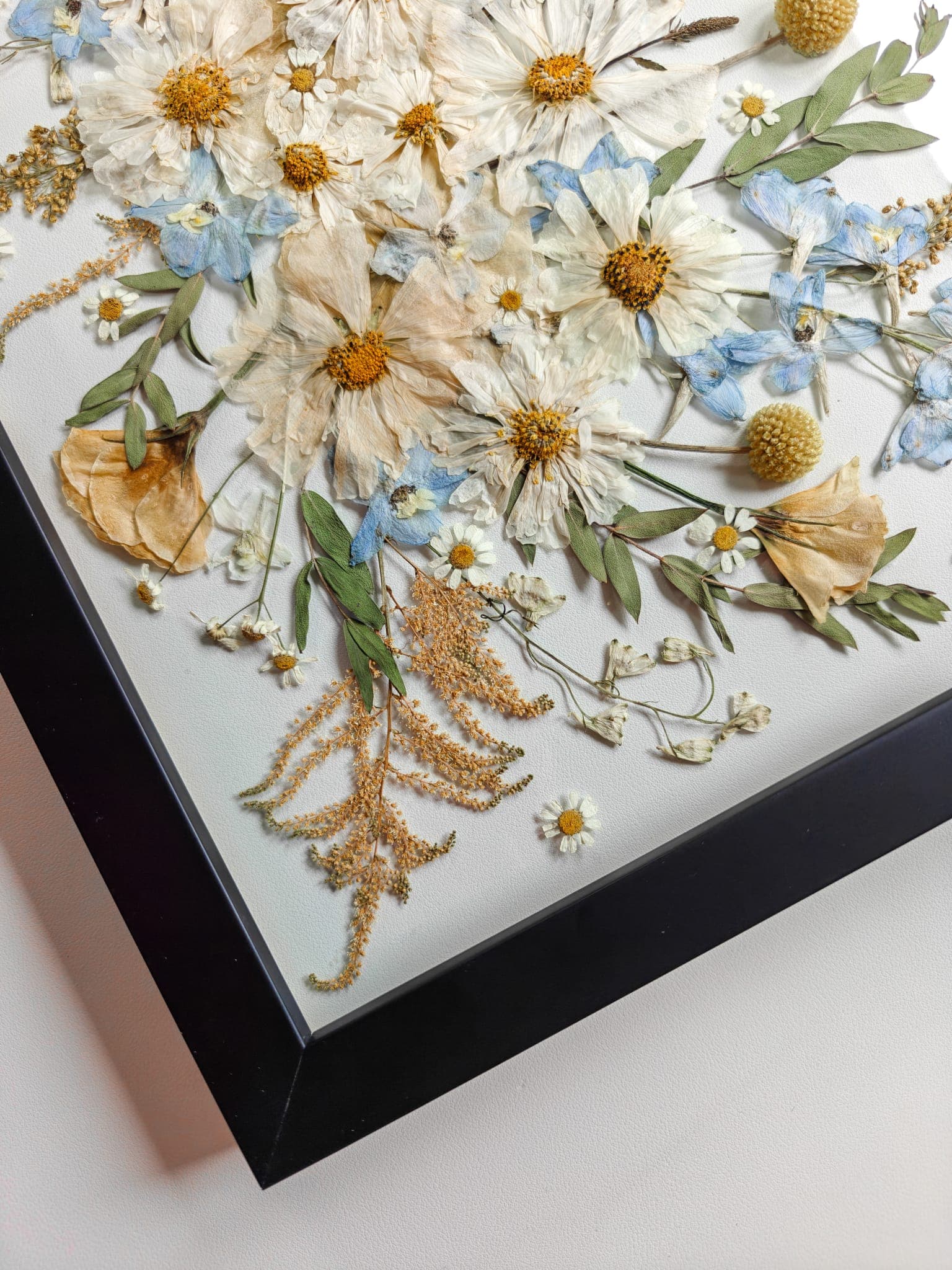 Black Lacquered Frame